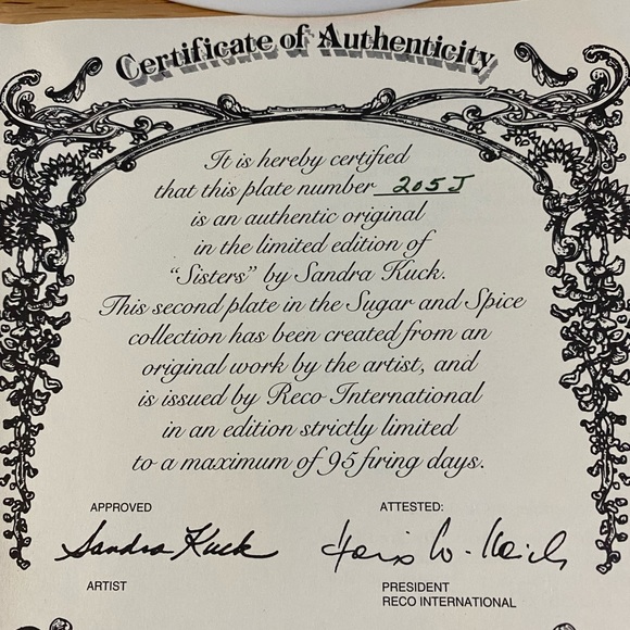 Set of 2 Decorative Plates - Picture 7 of 7